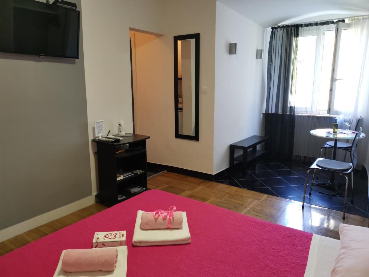 Palace Inn Rooms Split Kültér fotó